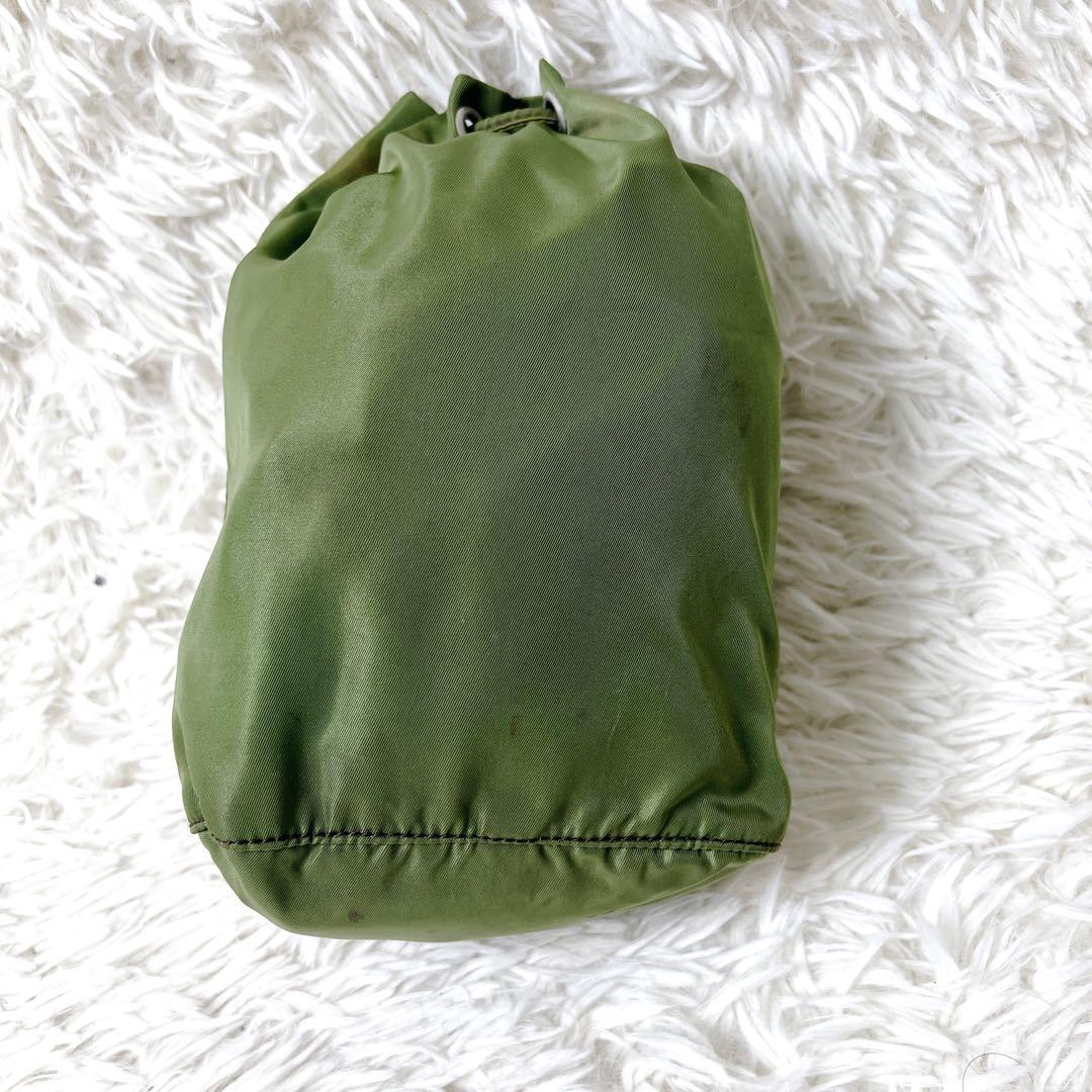 バッグ PRADA Khaki Nylon Drawstring Pouch Y2K