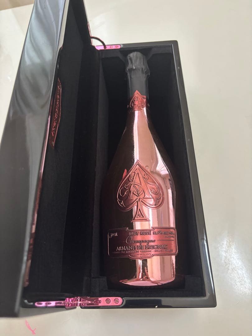 アルマンドロゼ 新品未使用箱付き