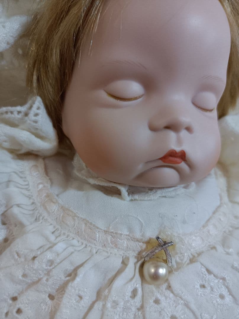 ドイツ スリーピングベビービスクドール赤ちゃん人形 陶器人形アンティークドール