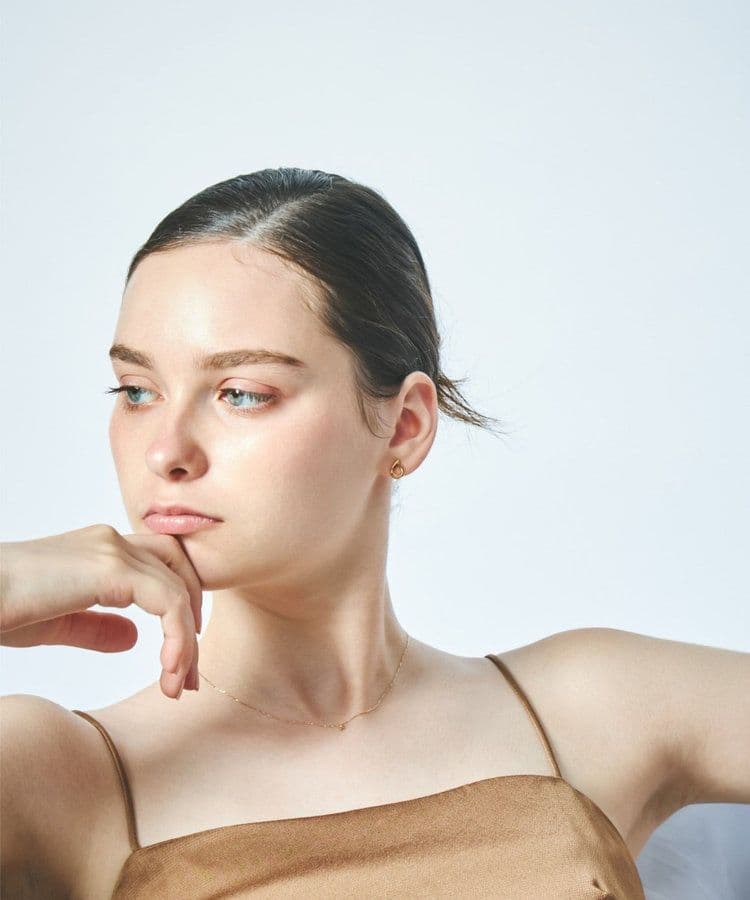 eteドロップライン ピアス