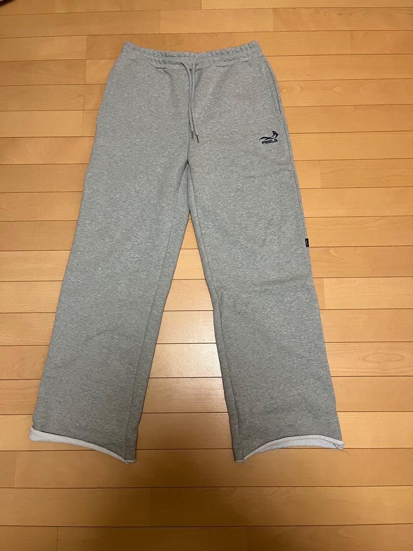 FEELS. グレー スウェットパンツ Mサイズ　上杉柊平
