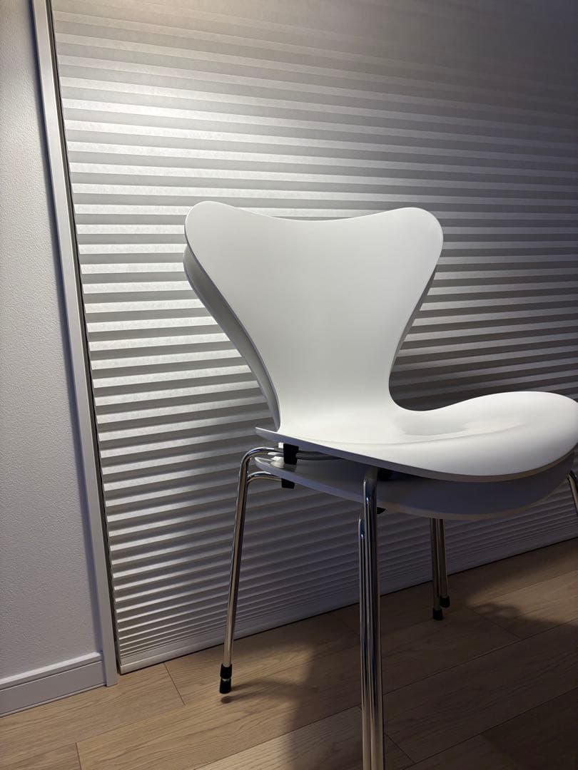 【最終値下げ】フリッツハンセン セブンチェア　ホワイト2つセット　バラ売り可