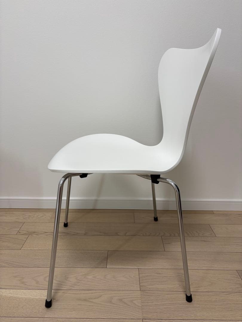 【最終値下げ】フリッツハンセン セブンチェア　ホワイト2つセット　バラ売り可