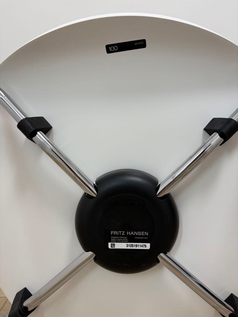 【最終値下げ】フリッツハンセン セブンチェア　ホワイト2つセット　バラ売り可