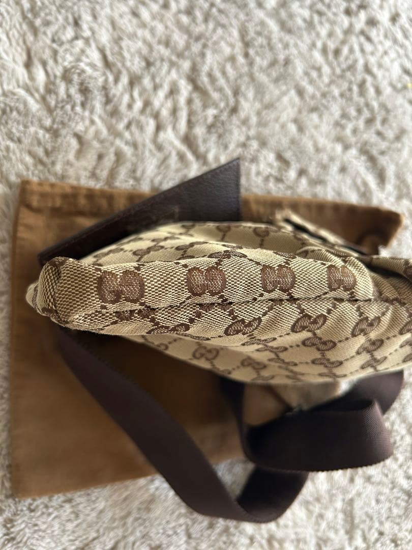 GUCCI グッチ　ボディバッグ　GGキャンバス　レザー　ブラウン