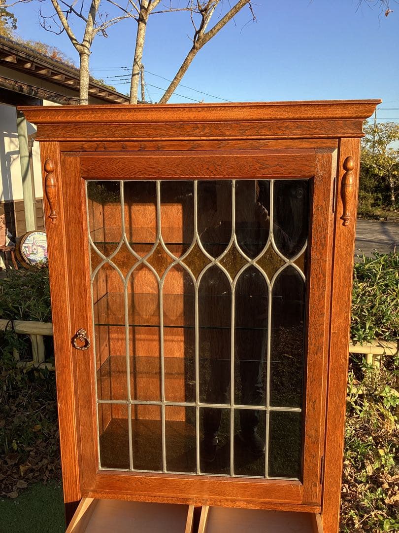 キャビネット　飾り棚　英国風　食器棚　本棚　ステンド