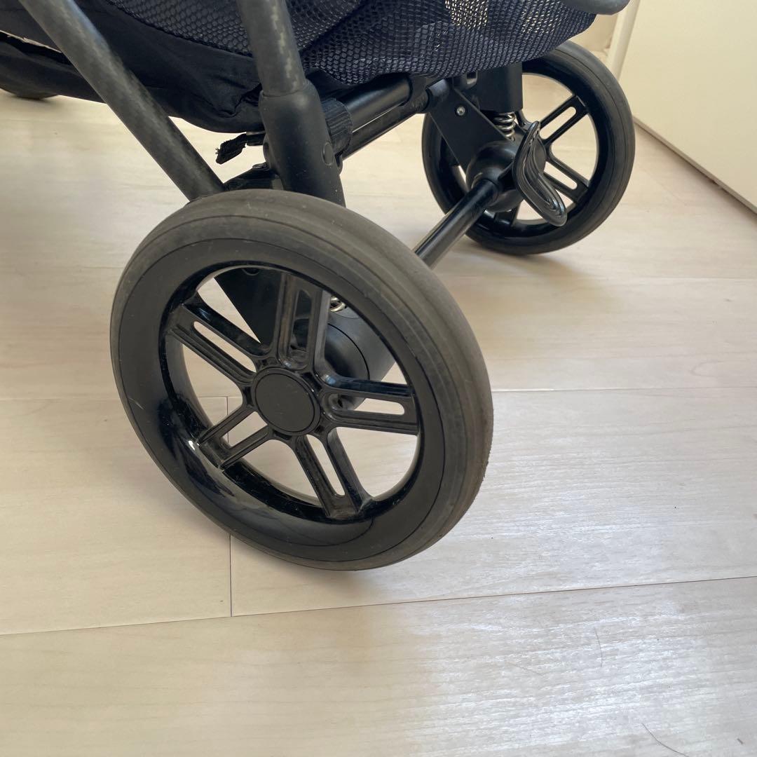 cybex サイベックス　メリオ　カーボン　ブラック