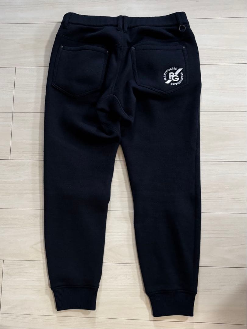 パーリーゲイツ　PGロゴ刺繍入り　スリムフィットパンツ