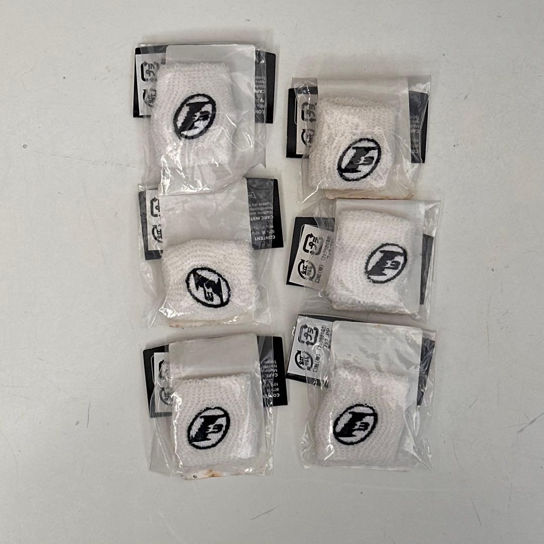 【超希少】リーボック　ホワイトリストバンド 6個セット