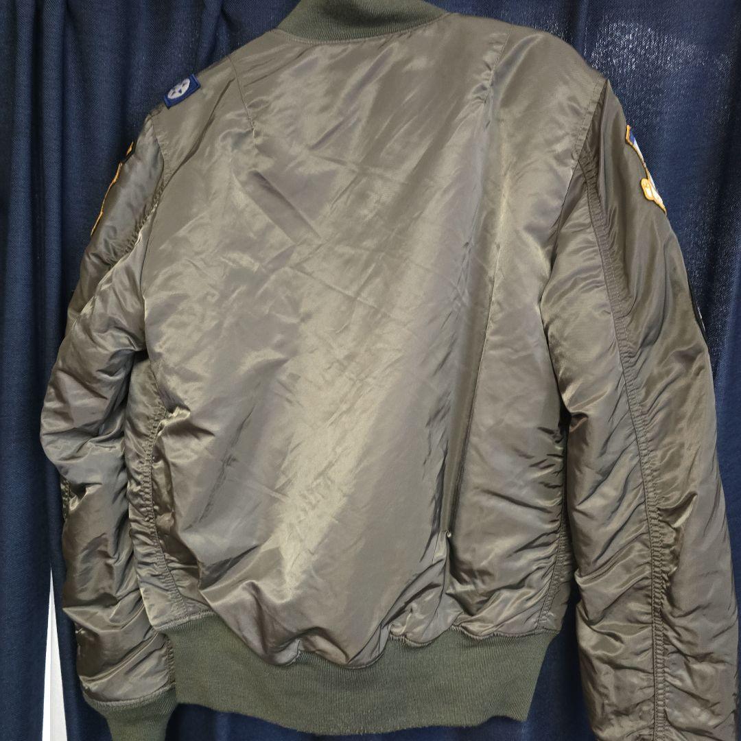ALPHA　INDUSTRIES　MA-1　JACKET