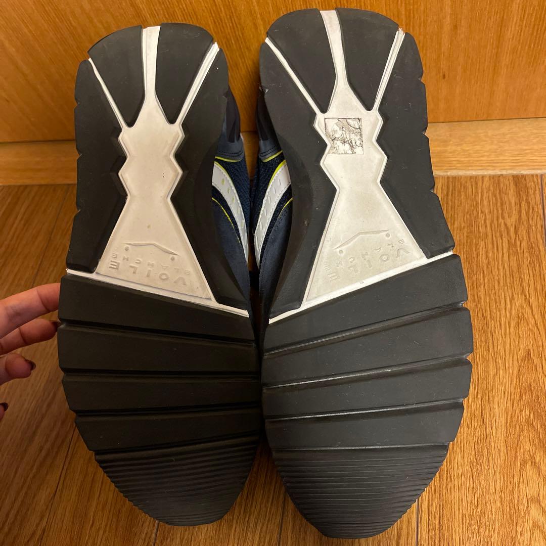 スニーカー　LIAM POWER