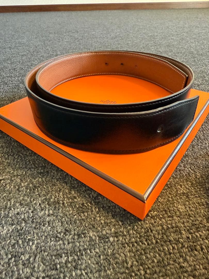 K*様 エルメス リバーシブルレザーベルト　サイズ90