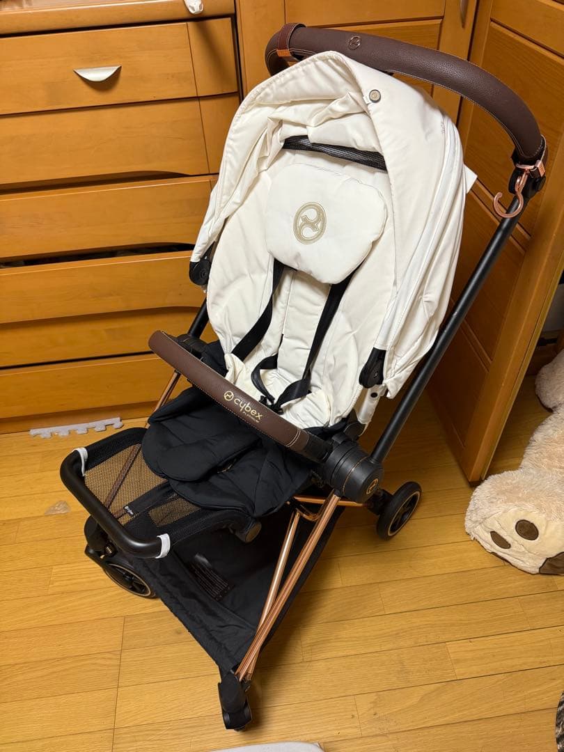 cybex ミオスベビーカー ホワイト/ブラック／ゴールド