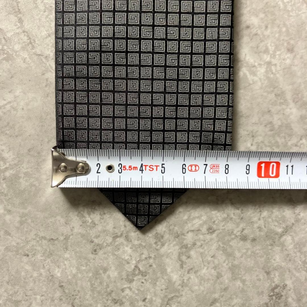 美品 GUCCI グッチ ネクタイ G柄 グレー シルバー ブラック チェック