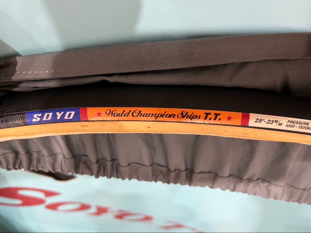SOYO チューブラータイヤ