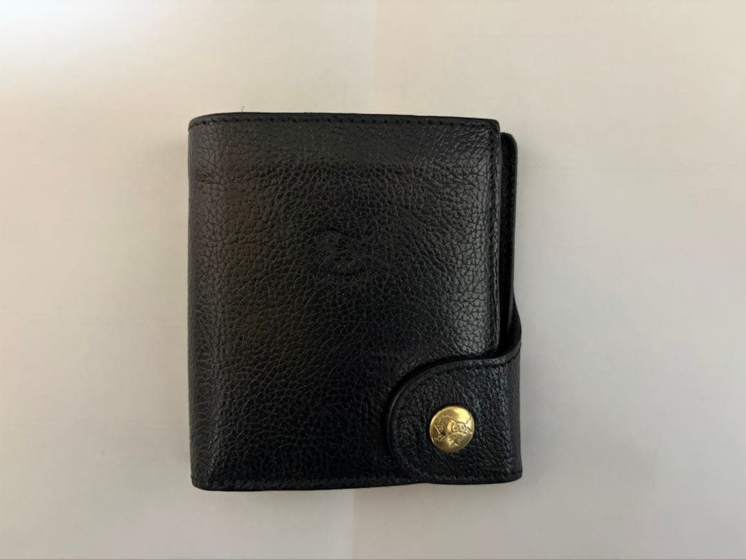 じ*★様 イルビゾンテ 黒レザー財布 二つ折り ボタン