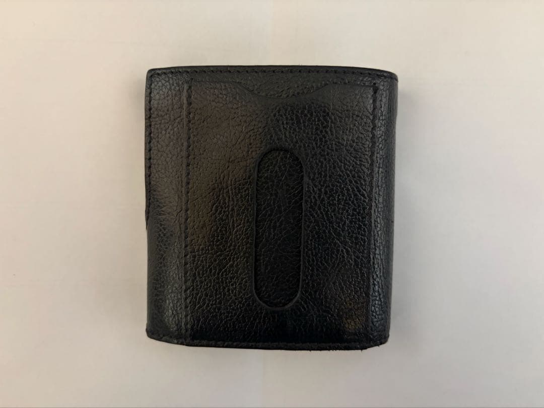 じ*★様 イルビゾンテ 黒レザー財布 二つ折り ボタン