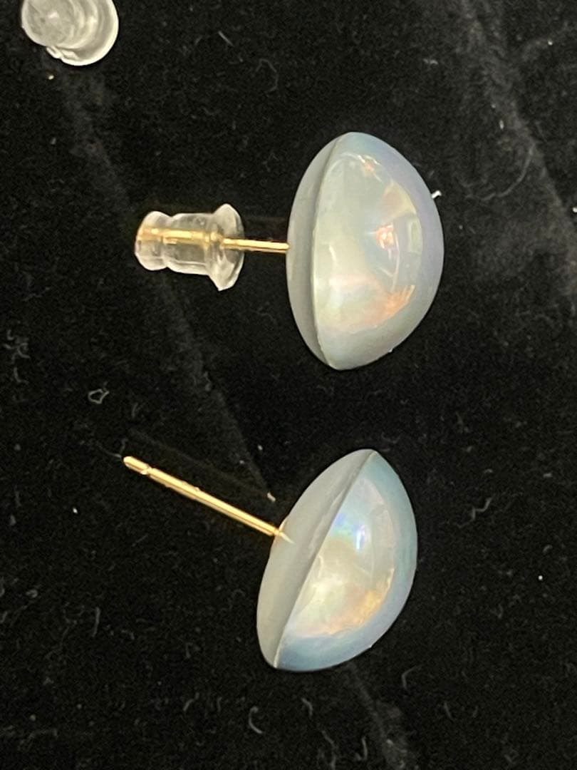 18k，天然マベパールピアス