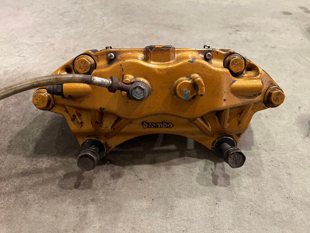 インプレッサ STI GDB ブレンボ ブレーキキャリパー フロント左右セット