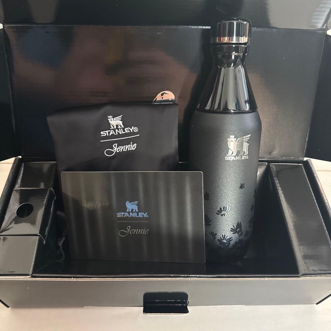 新品未使用 Stanley1913 x JENNIE スリムラックスボトル