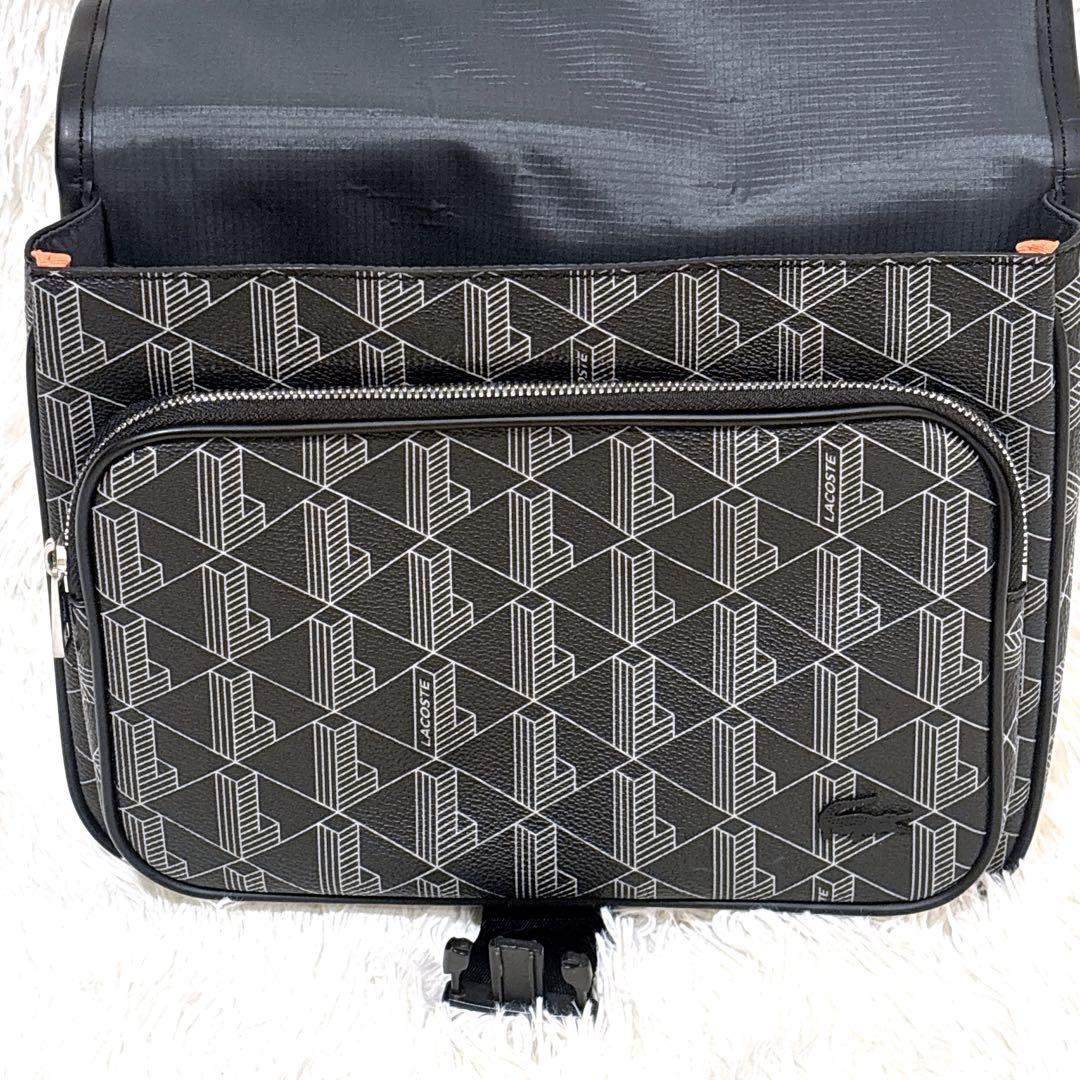 国内完売 希少 美品 LACOSTE モノグラムフラップメッセンジャーバッグ