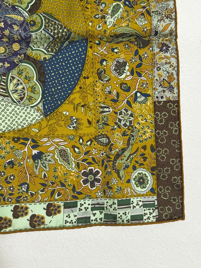 2026午年　エルメス HERMES シルク スカーフ 箱付き新品