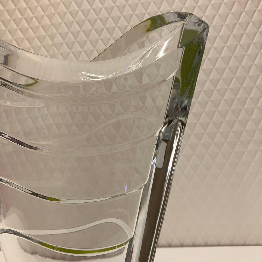 美品★バカラ Baccarat フラワーベース　ウェーブ　クリスタルガラス 花瓶