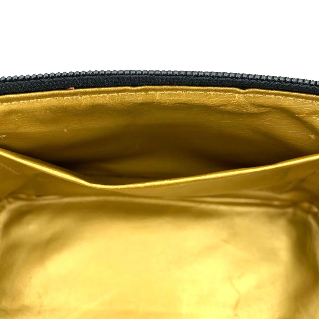 美品！GIANNI VERSACE ジャンニヴェルサーチ バニティバッグ　ポーチ