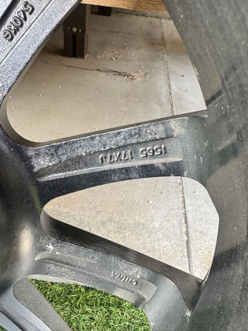 アルファード30 ブリヂストン ブリザック　17インチ セット