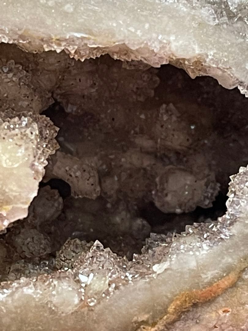 希少 金色　口笑原石（幸運水晶）台座付き　原石　天然石　原石　浄化