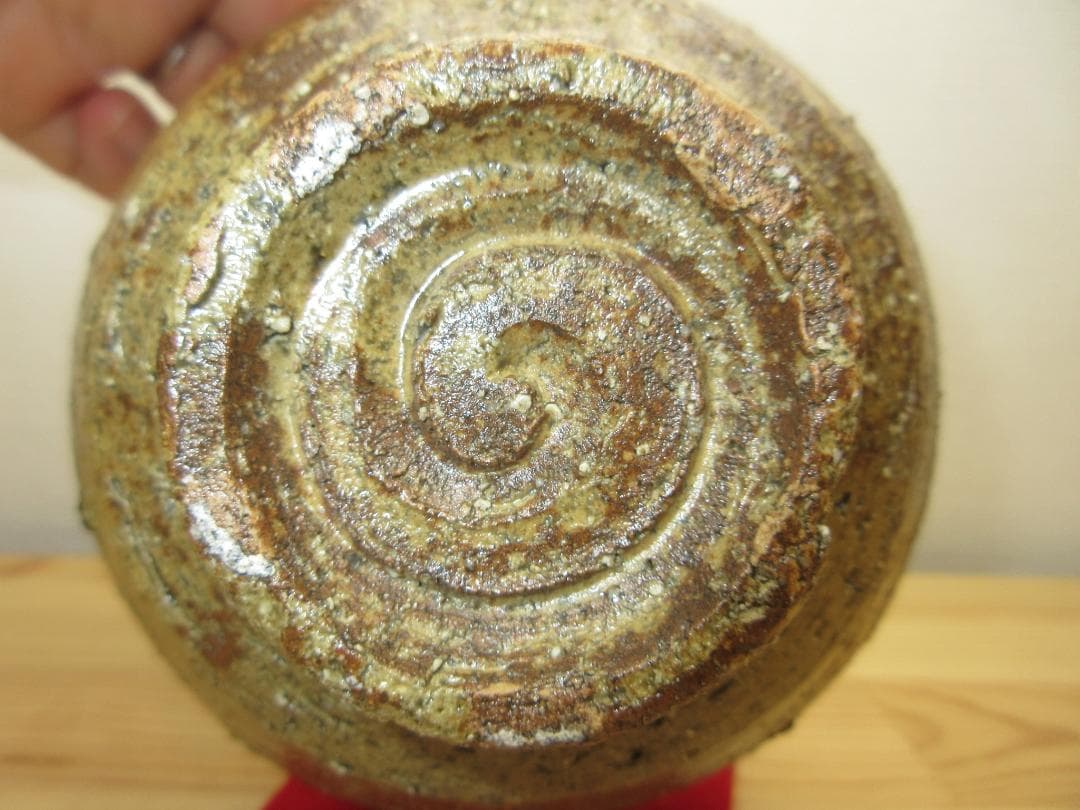 送料込【逢絢亭】茶道具 茶碗 三朝焼 伊羅保茶碗 釘ほり 森田統 森田十雨 共箱