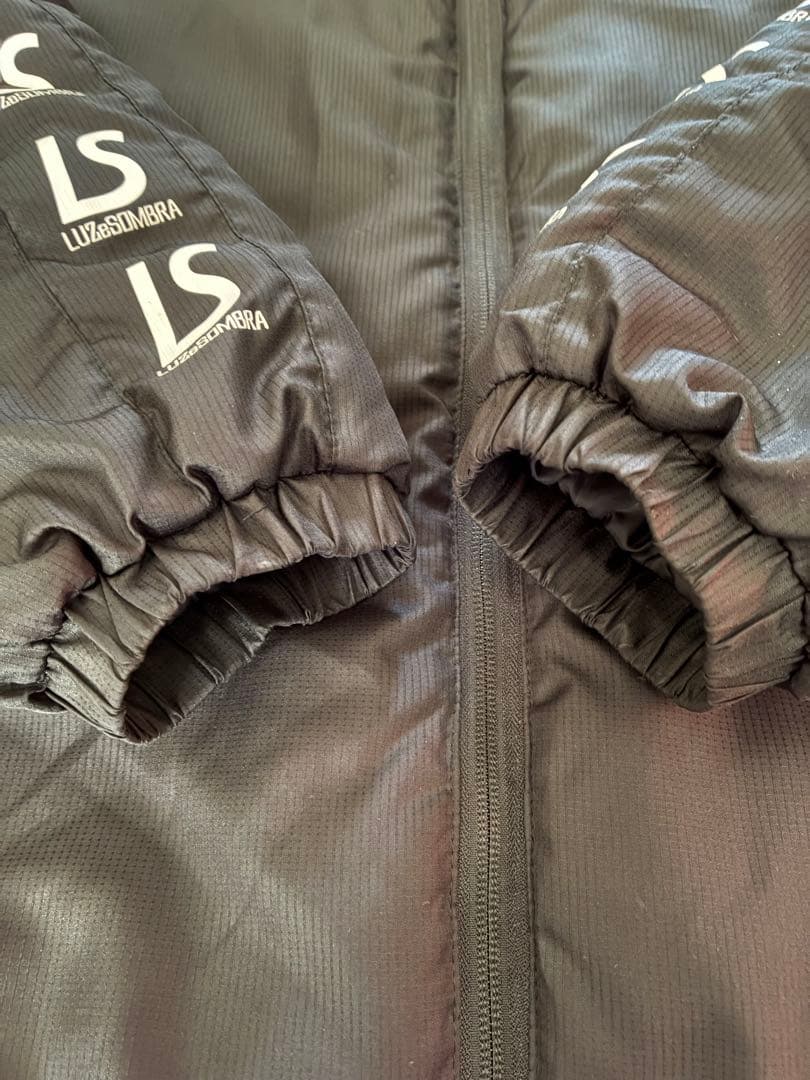 Luz e Sombra ブラックベンチコート　160