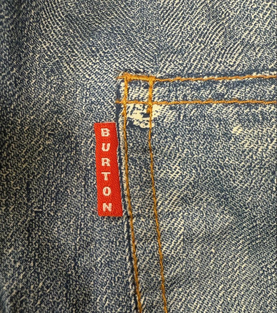 【美品】バートン BURTON GORE-TEX スノーボードパンツＬデニム柄