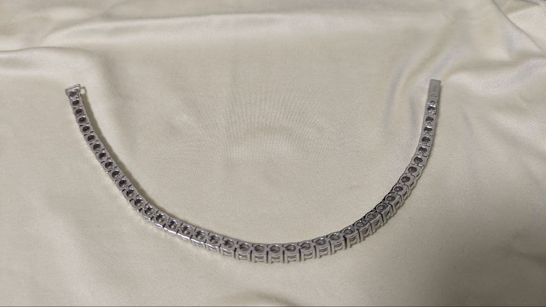 アヴァランチ　シルバー925　ジルコニア付きテニスブレスレット　20cm