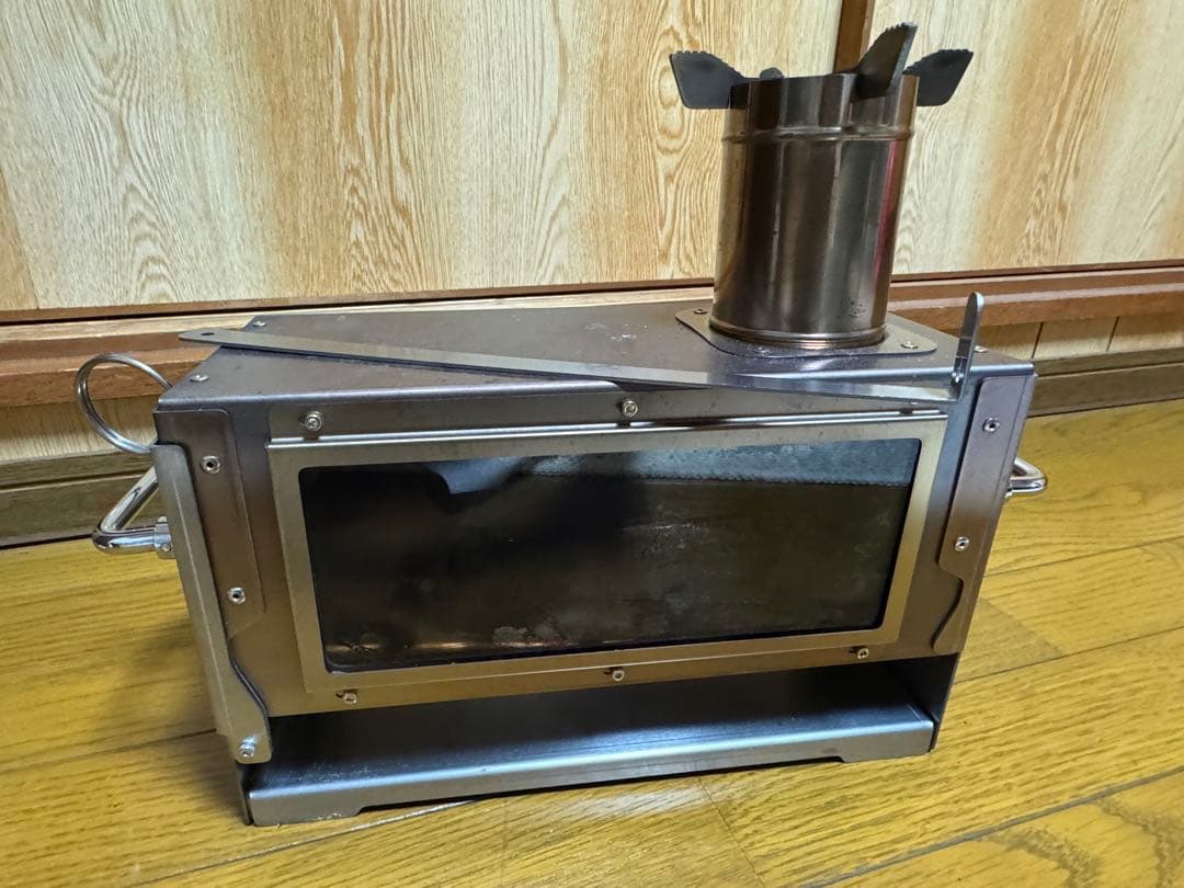 スームルーム　薪ストーブ　TOPON