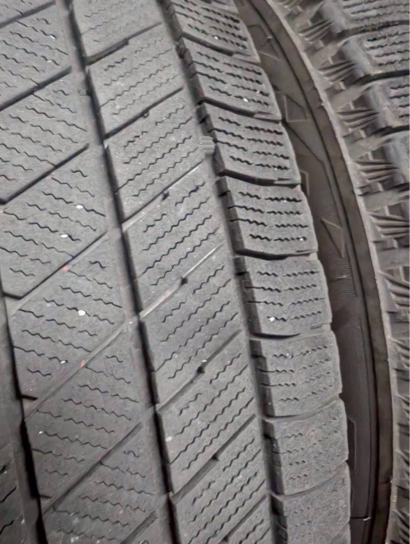 たろう　スタッドレスタイヤ VRX3 195/65R15 91Q