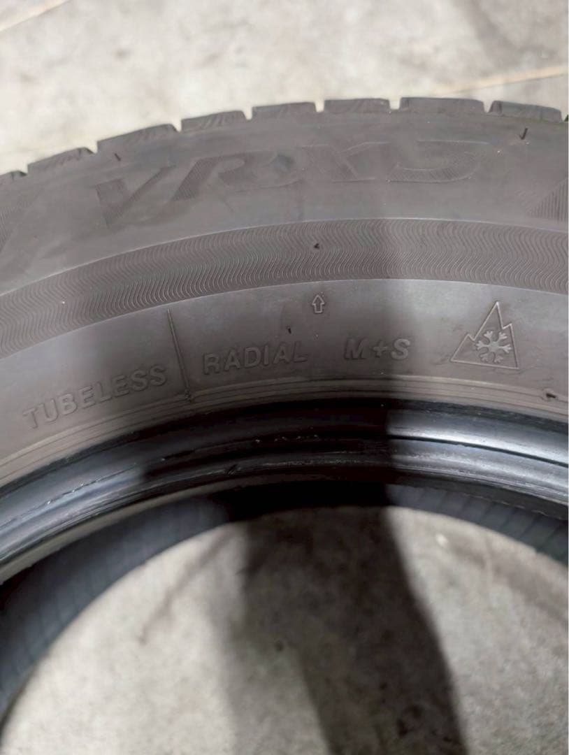 たろう　スタッドレスタイヤ VRX3 195/65R15 91Q