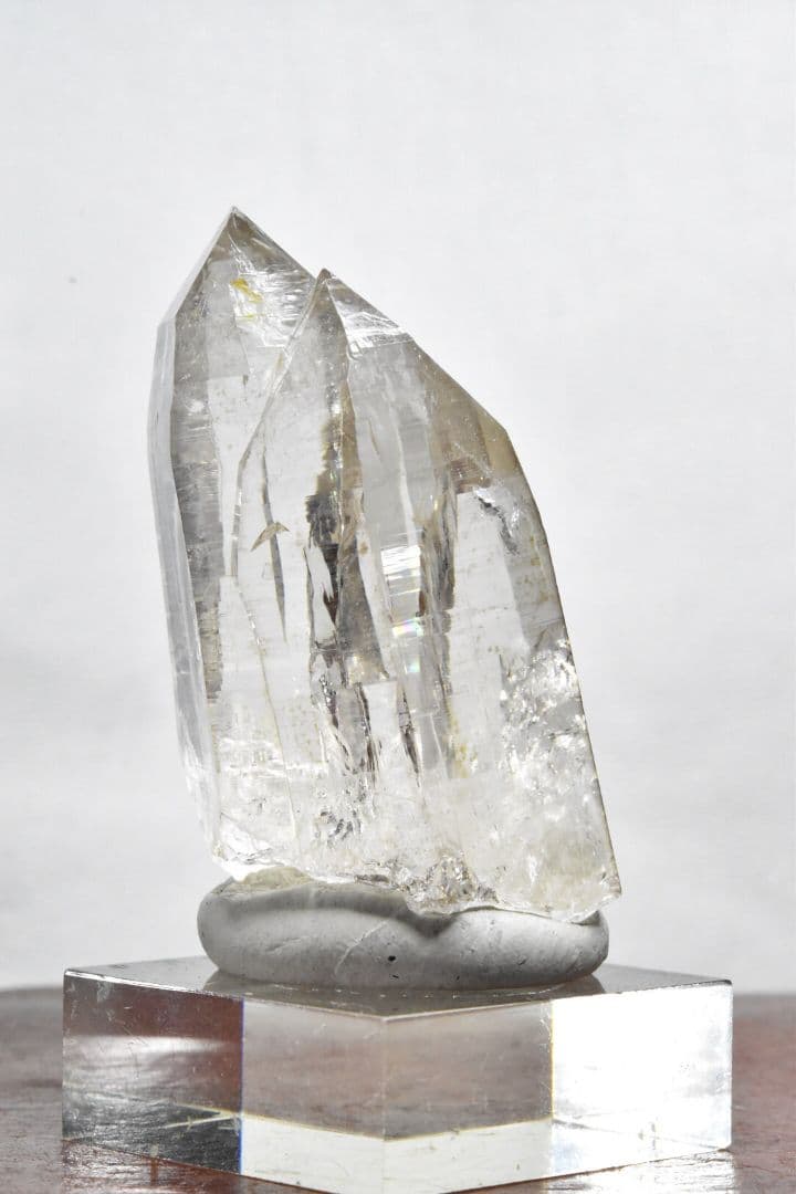 専用ページ パキスタン スカルドゥ シガール渓谷産 ライトスモーキーツイン