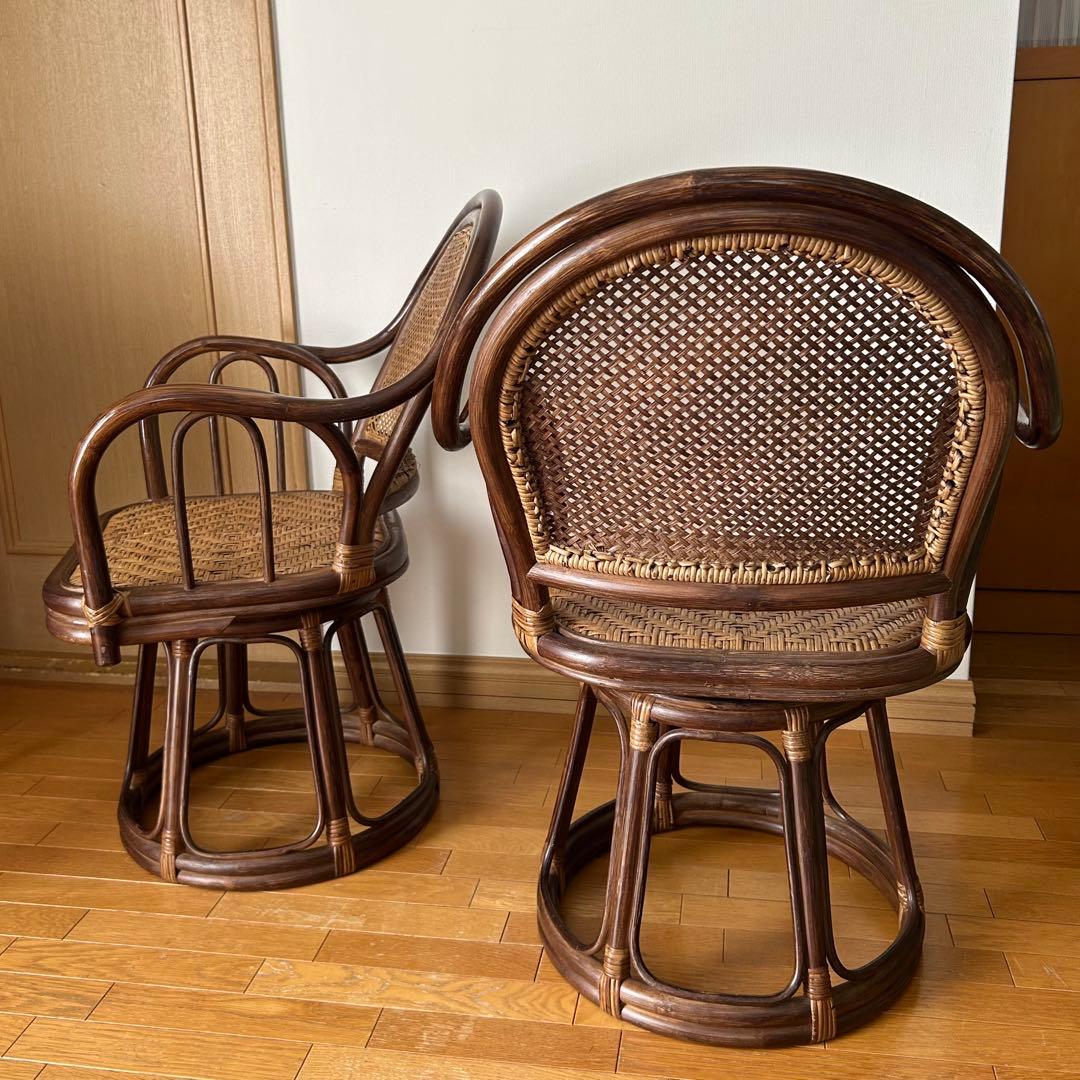 ラタン　アールヌーヴォー風（ブラウン）回転式アームチェア　昭和レトロ　2脚セット