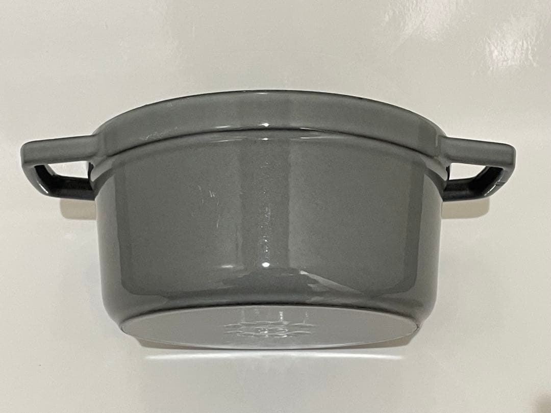 ストウブ　ココット 16cm グレー