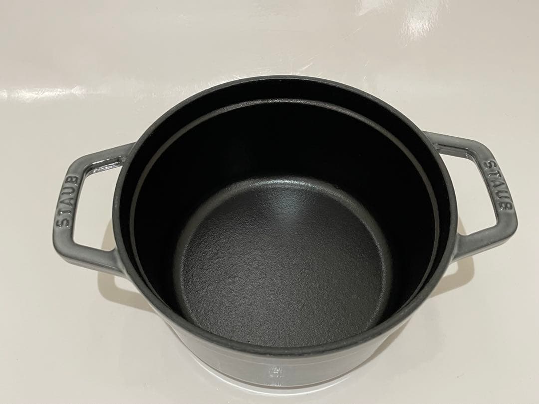 ストウブ　ココット 16cm グレー