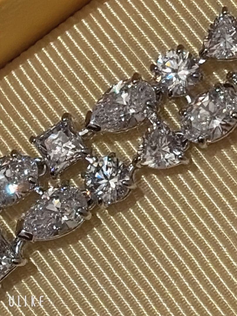 スワロフスキー　ブレスレット　2025年購入　未使用品