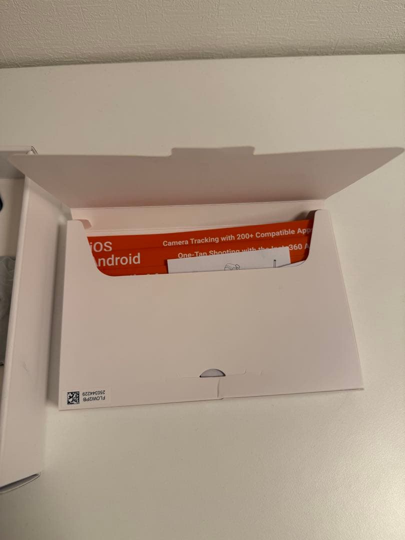 Insta360 Flow 2 Pro 本体＋未使用アクセサリー3点セット