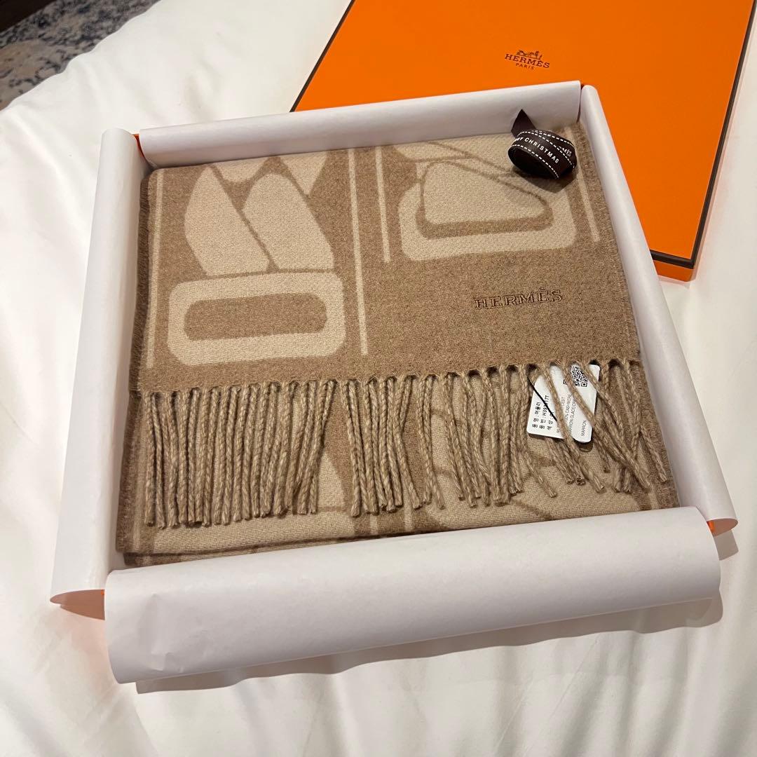 HERMES エルメス カシミヤマフラー 《クリック・セ・ヌエ》