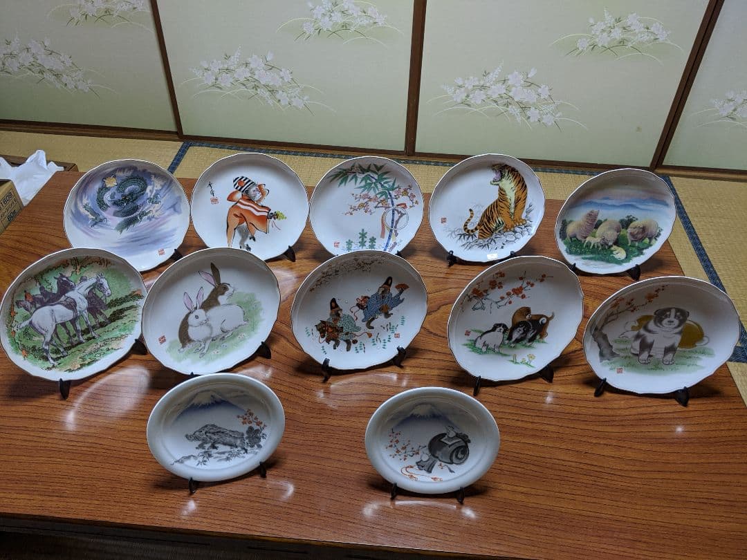 干支飾皿１２枚
