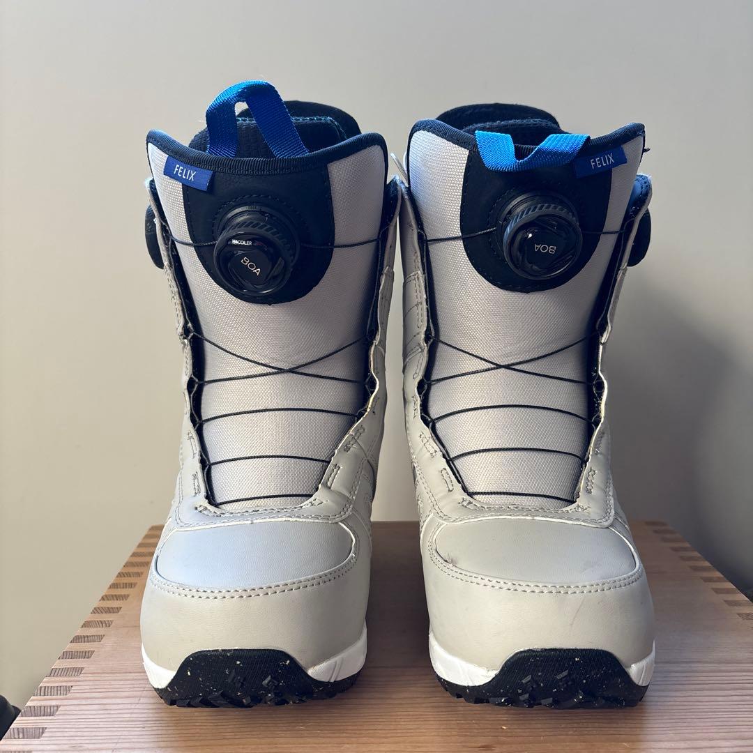 バートン FELIX スノーボードブーツ BOAシステム