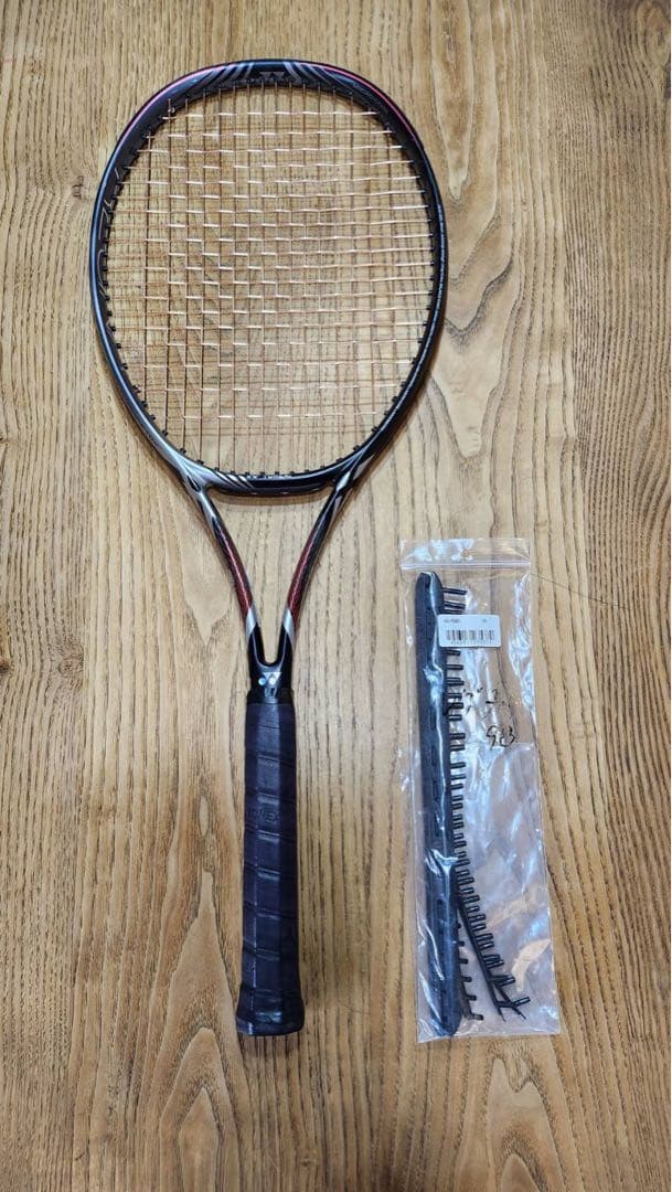 希少！高級ラケット！初代レグナ　YONEX