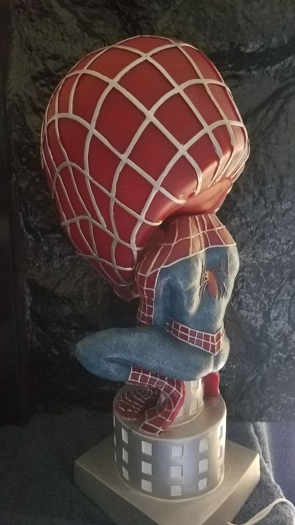 スパイダーマン　フィギュア スタンド照明