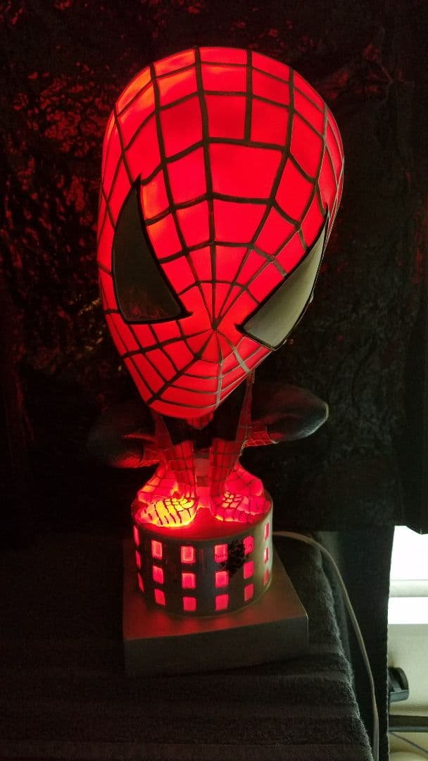 スパイダーマン　フィギュア スタンド照明