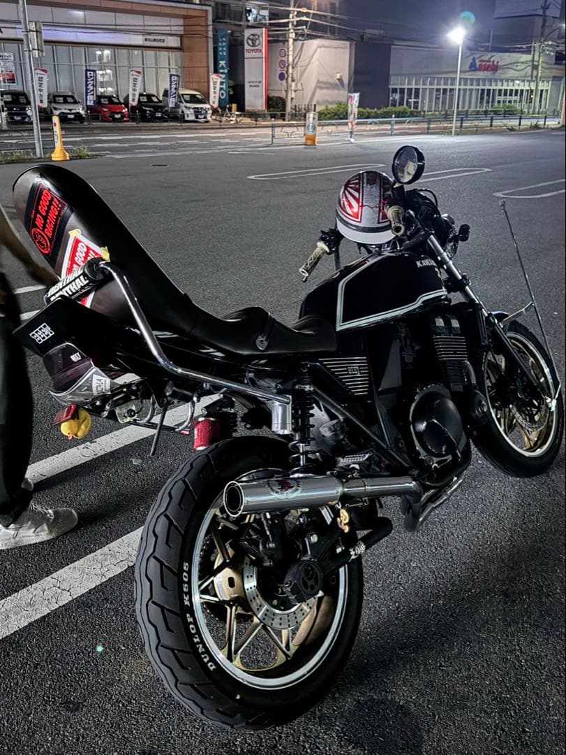 zrx400 オオカワ 三段シート オーダー 変形型じゃないタイプ！